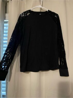 SHEIN Black Lace Raglan Long Sleeve Top